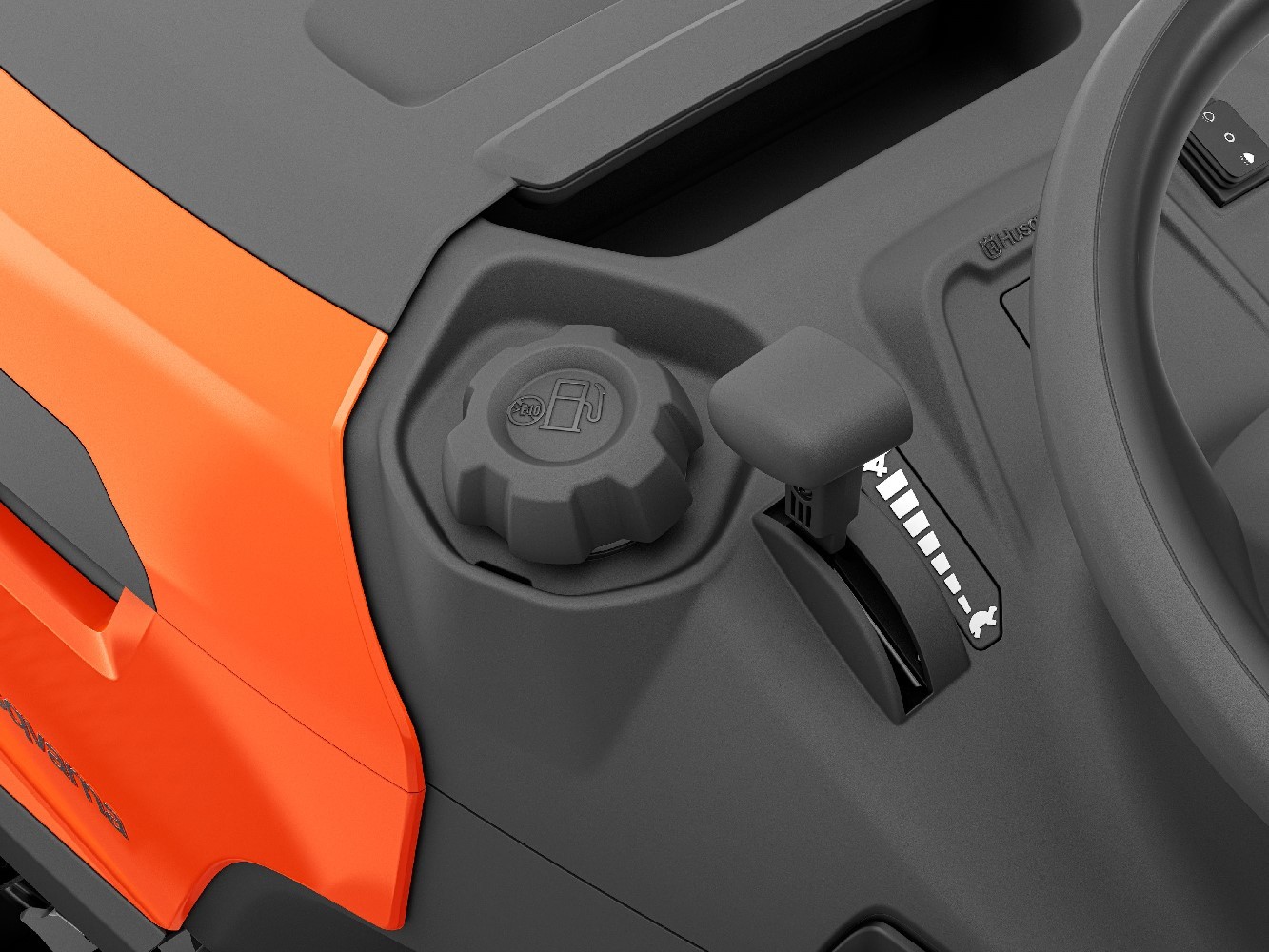 TC215T RASENTRAKTOR HUSQVARNA *