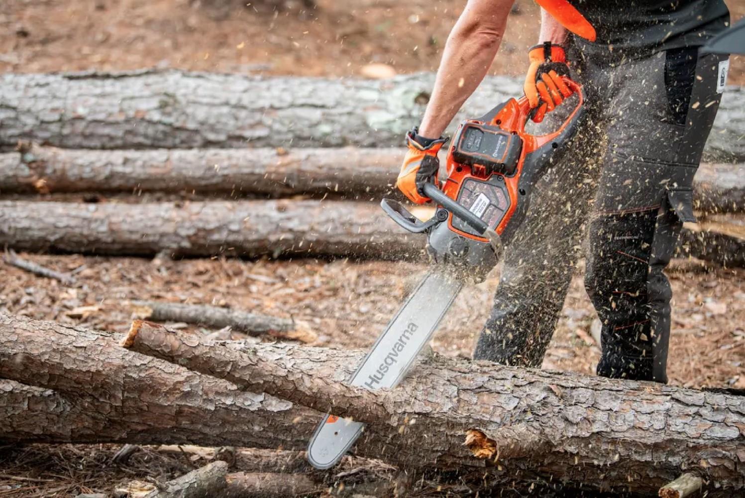 Akku Motorsäge 550iXPG 15" SP33G