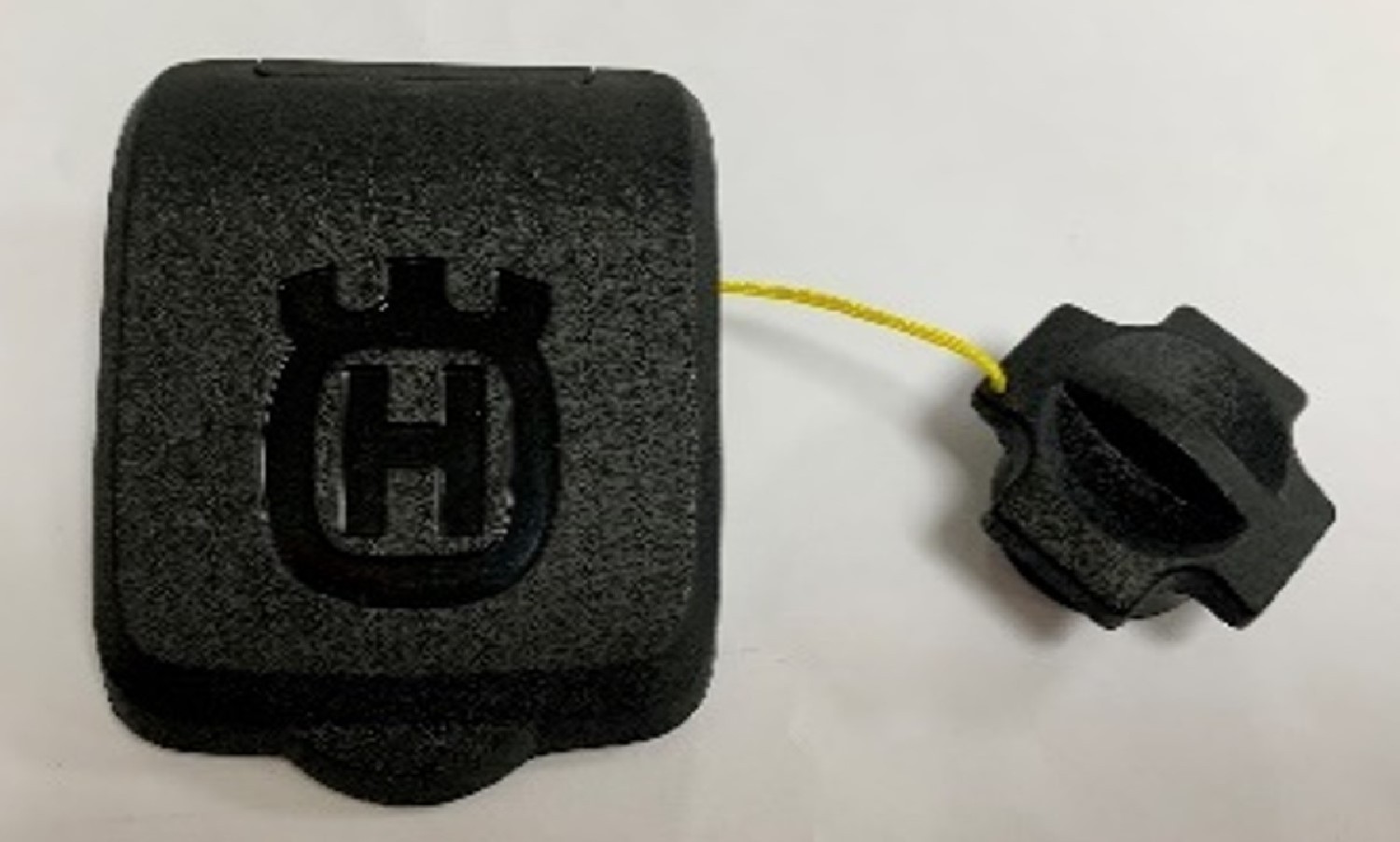 Abdeckung Ladeanschluss 2022 Alurahmen