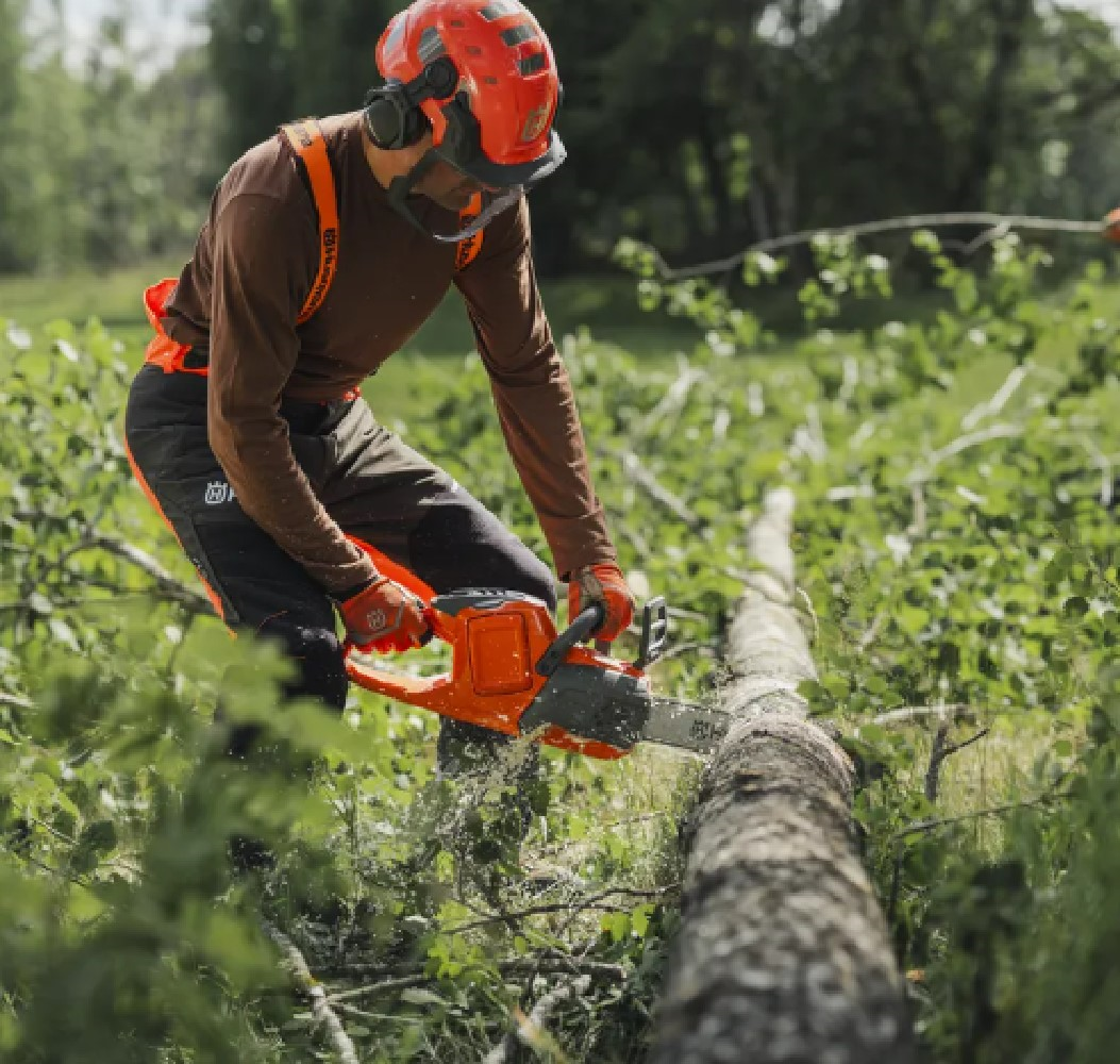 AKKU-MOTORSÄGE 435i