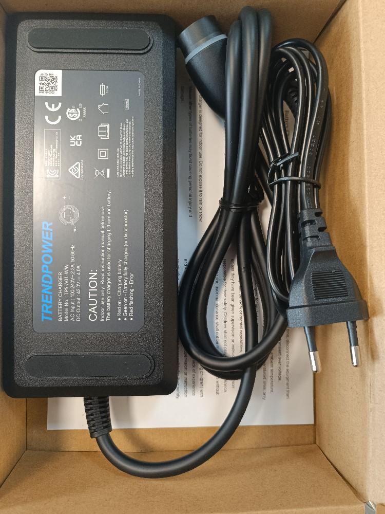 Ladegerät f. Intube-Akku TP/Simplo 800Wh