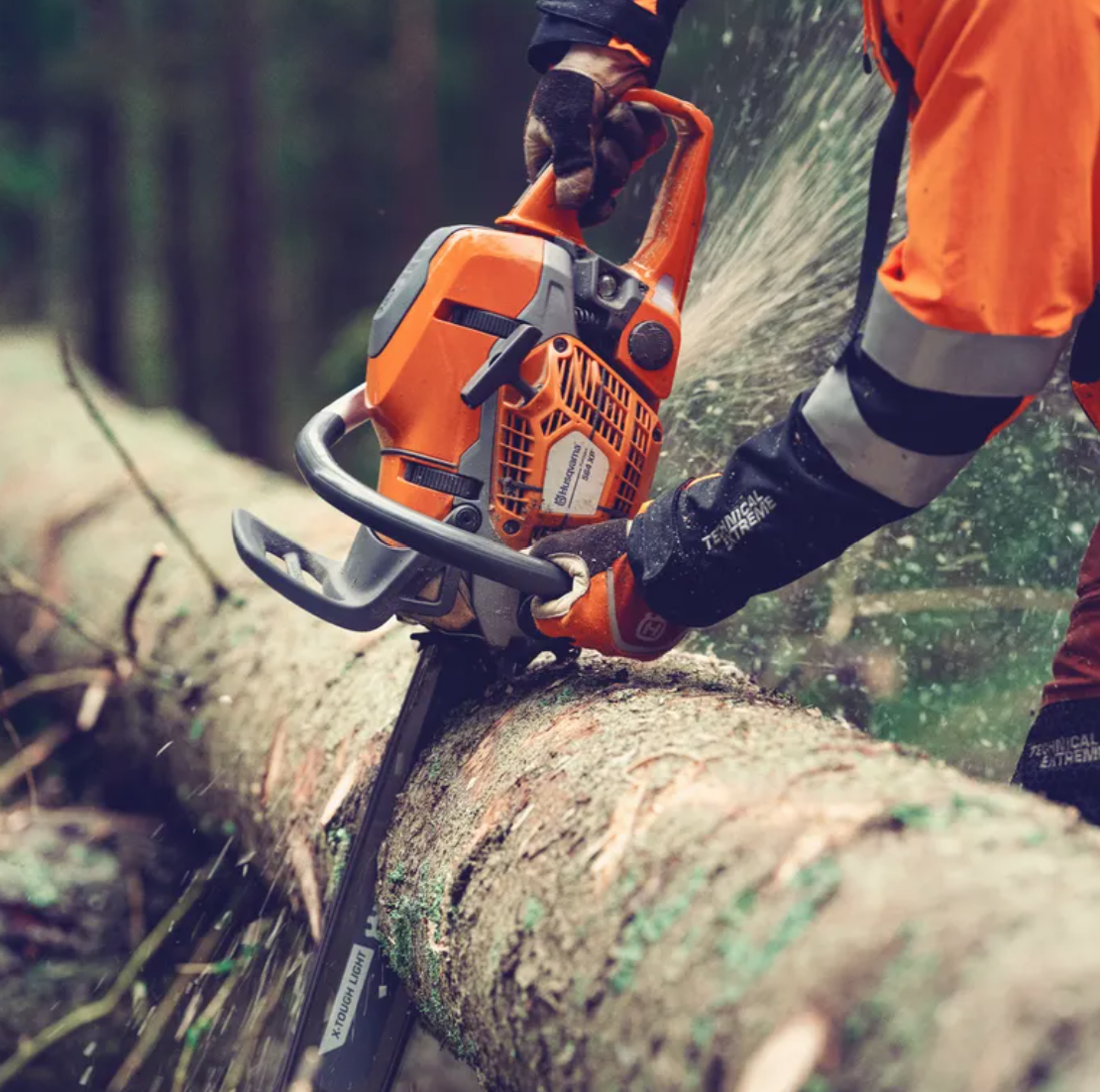 Die neue Husqvarna Motorsäge 564 XP(G) Fuel Inject