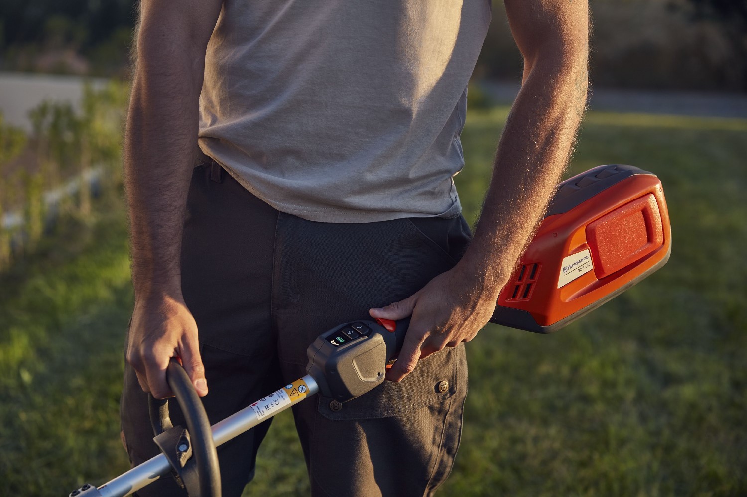 TRIMMER AKKU 325iLK inkl. TA850 teilbar