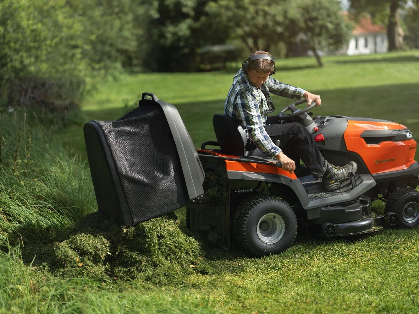 TC220T RASENTRAKTOR HUSQVARNA*