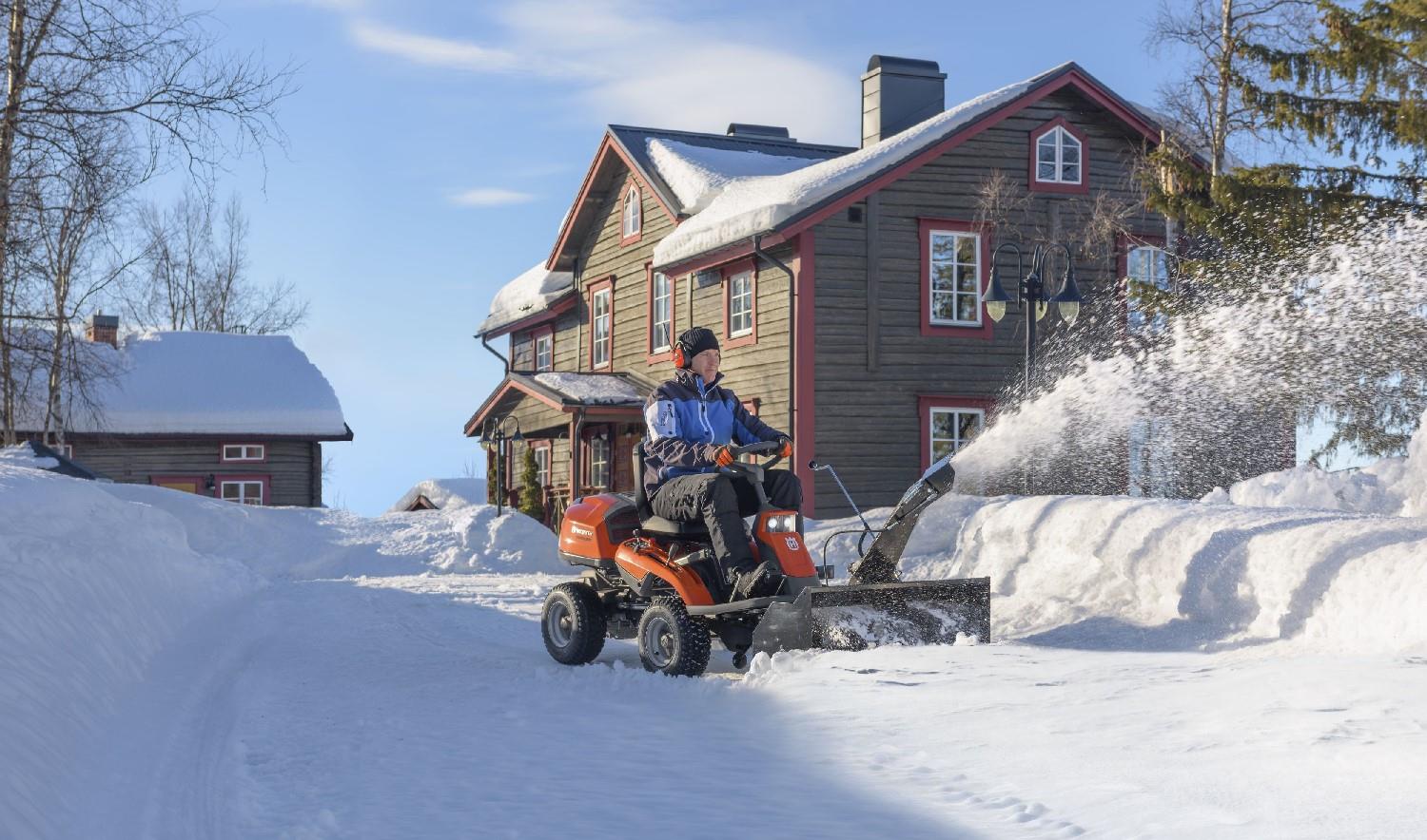 ANBAU-SCHNEEFRÄSE Rider 300-Serie 2016 ANBAU-SCHNEEFRÄSE Rider 300-Serie 2016