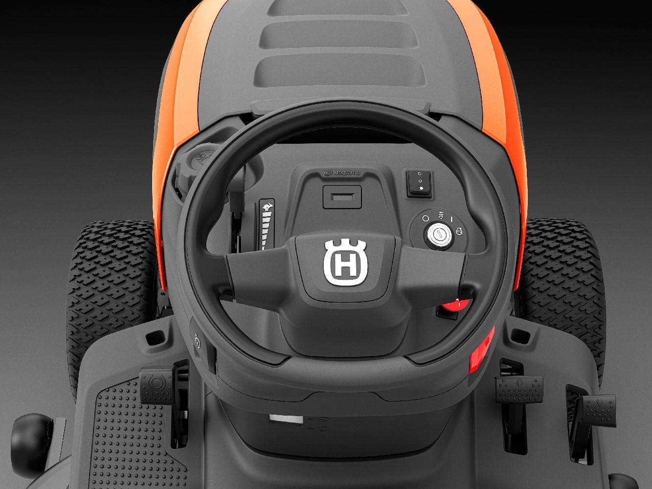 TC220T RASENTRAKTOR HUSQVARNA*