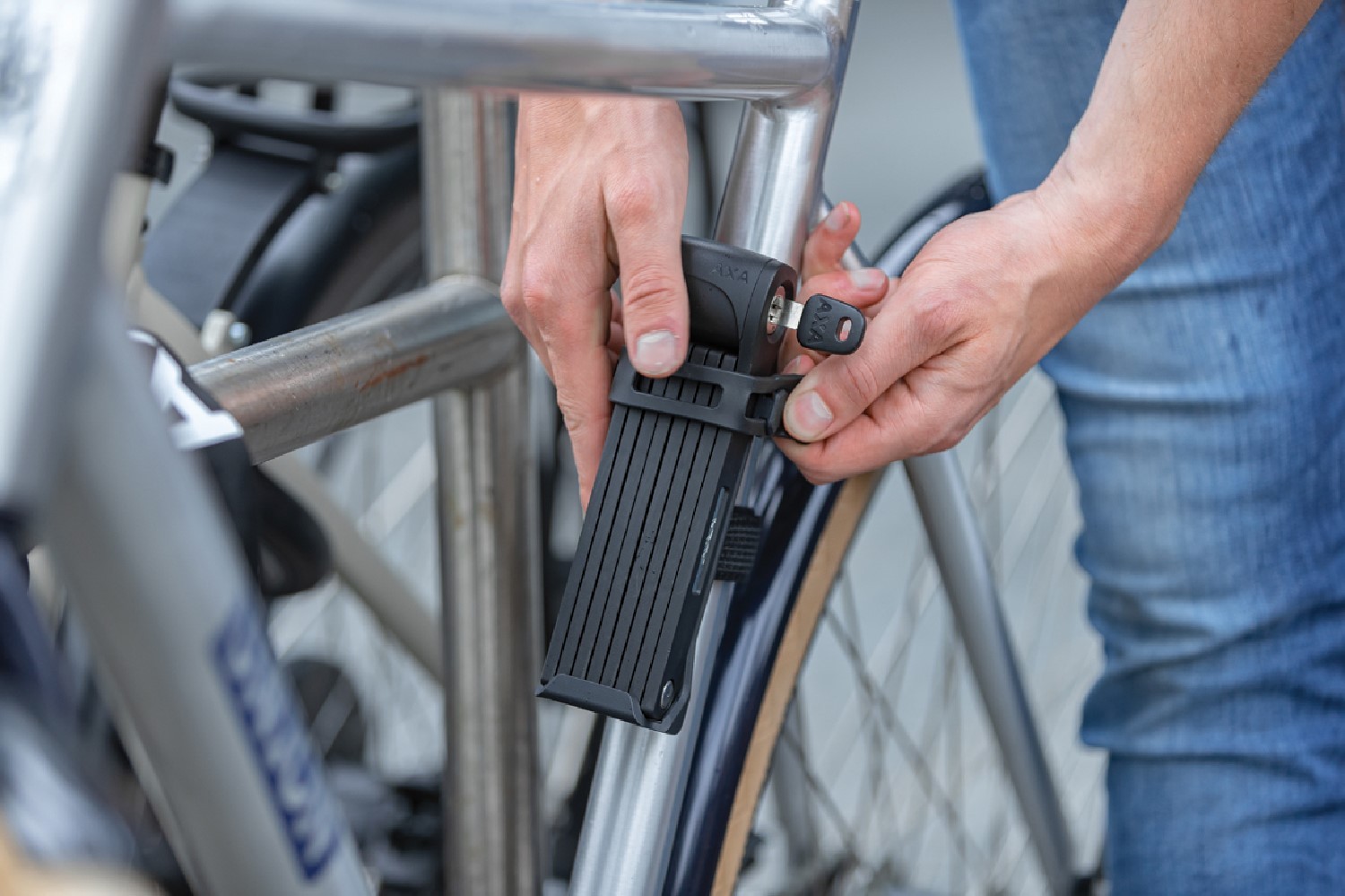 Faltschloss AXA Fold Lite 80