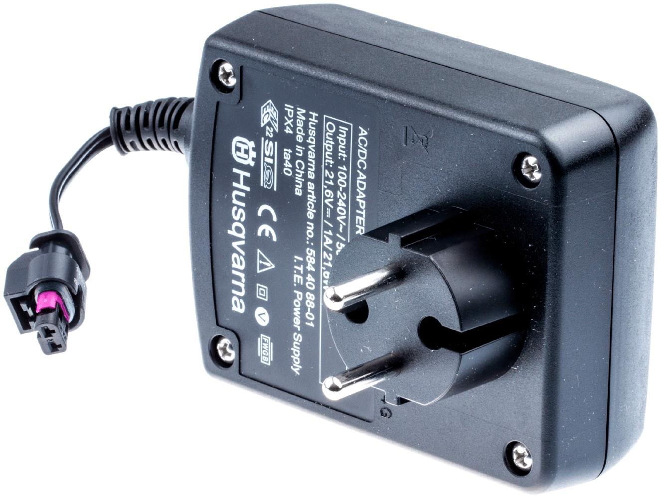 TRAFO AM305 ovaler Stecker 2014 Neu